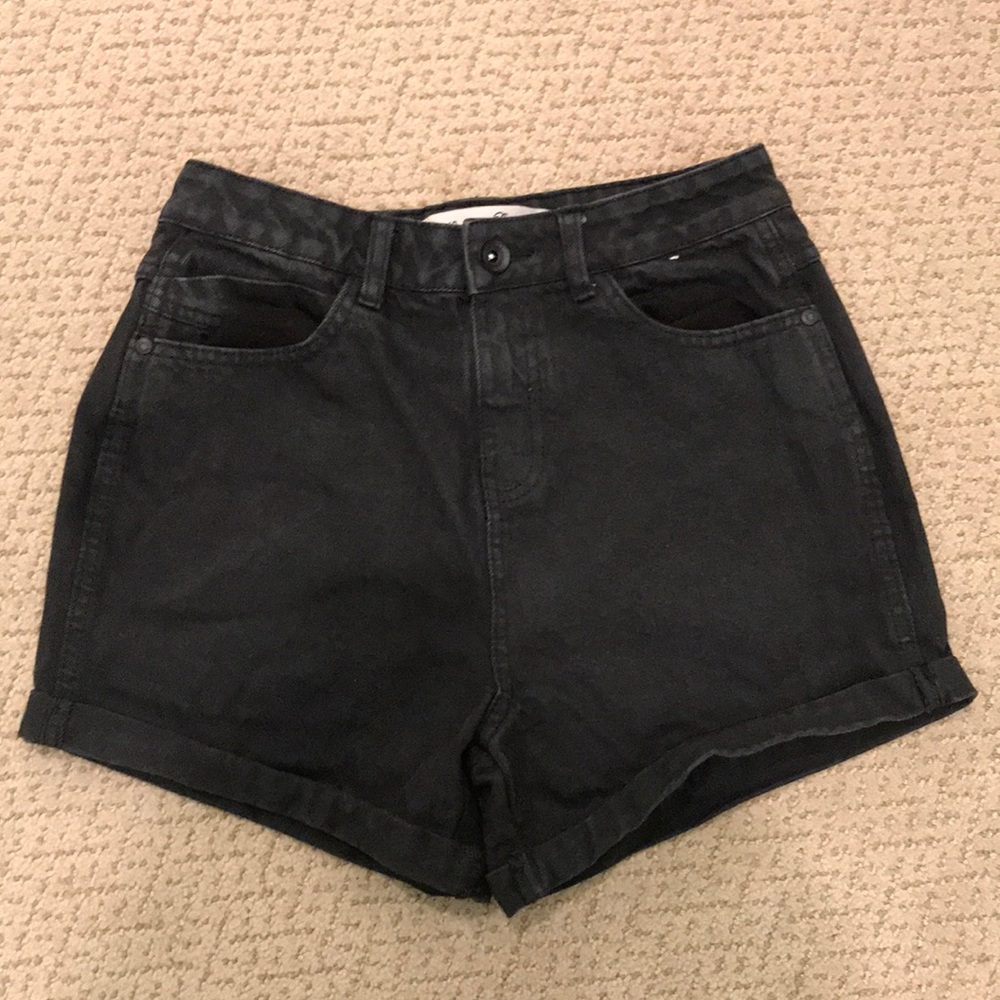 Primark Black Mom Jean Short